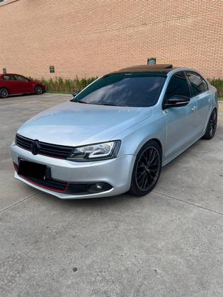 VOLKSWAGEN JETTA 2.0 TSI HIGHLINE 211CV GASOLINA 4P TIPTRONIC